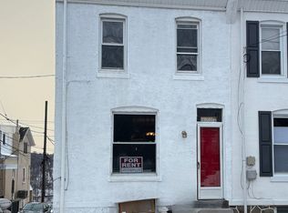 4224 Terrace St, Philadelphia, PA 19128