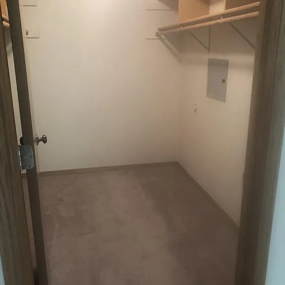 1841 Rosewood St — Photo 9