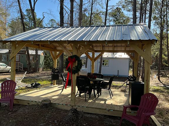 2nd image of 468 Onalaska Dr E