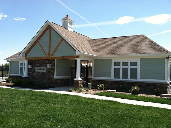 2nd image of 15688 Hargray Dr