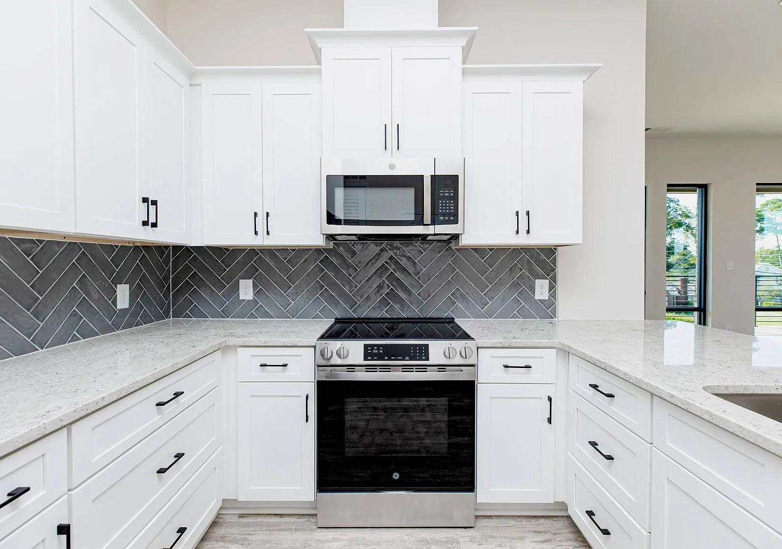 1009 Northside Dr - SUITE 202 — Photo 1