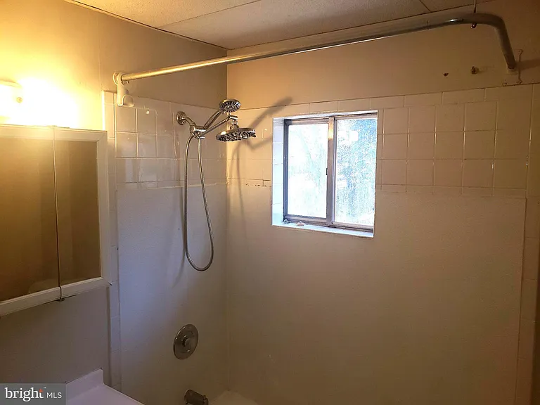 5841 Main St SE — Photo 15