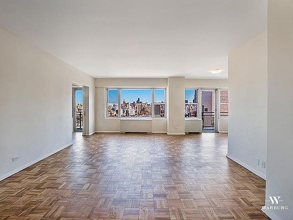 3rd image of 118 E 60th St APT 25