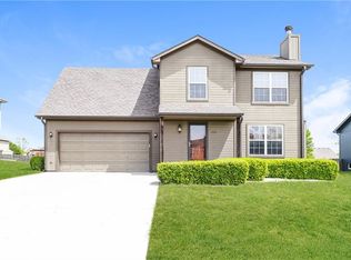 10823 N Manchester Ave, Kansas City, MO 64157