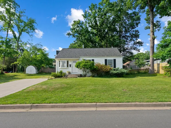 11030 Westmore Dr, Fairfax, VA 22030