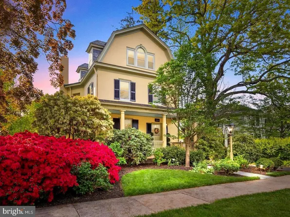 194 N Chancellor St, Newtown, PA 18940