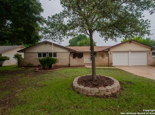 120 Patrick Henry Dr, Schertz, TX 78154