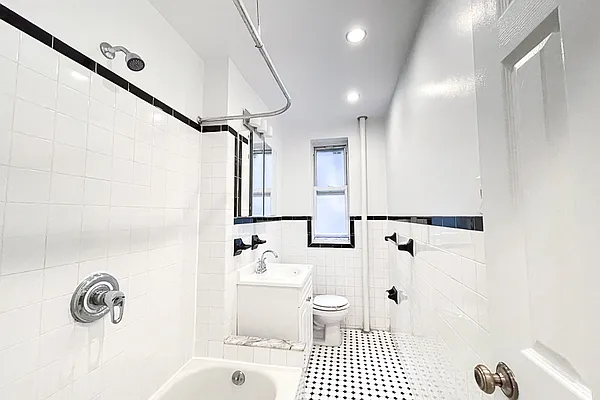 Rented by Corcoran | media 6