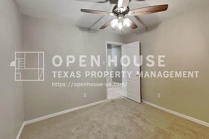6213 Lennox Ln — Photo 13