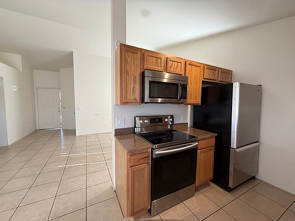 4th image of 5313 S Oak Haven Dr