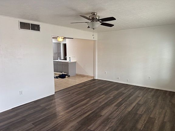 3rd image of 1812 Rincon St