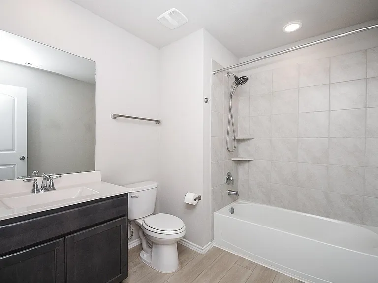 9316 Colonial Bent Ct — Photo 20