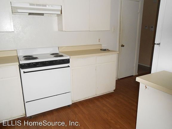 5th image of 8840 Hidden Hill Dr
