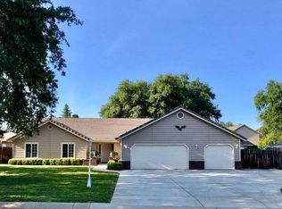 20370 Greenview Dr, Redding, CA 96002