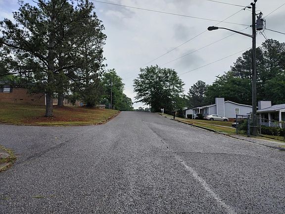 4th image of 2364 Shilo St