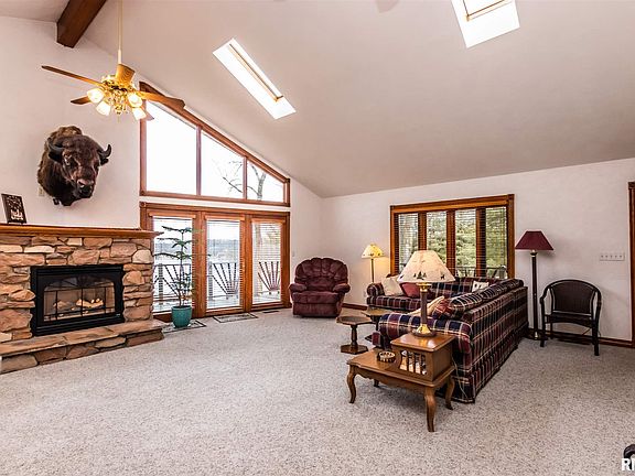 5th image of 491 Greenfield Ct