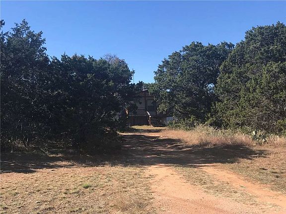 4th image of 305 Roselea Dr