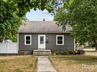 669 Central Ave, Holland, MI 49423