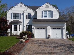 319 Golfview Dr, Manahawkin, NJ 08050