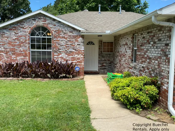 2185 N Alpine Ave, Fayetteville, AR 72704