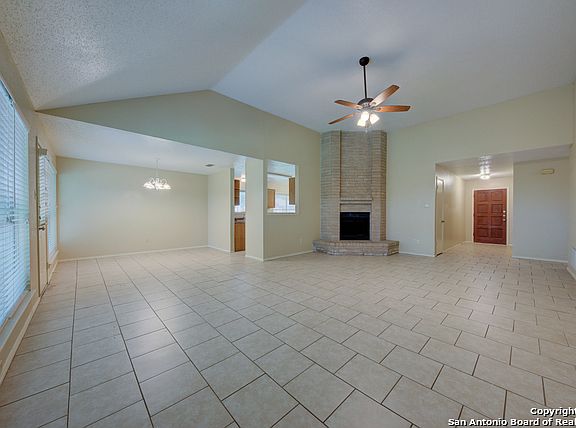4th image of 2805 Kline Cir