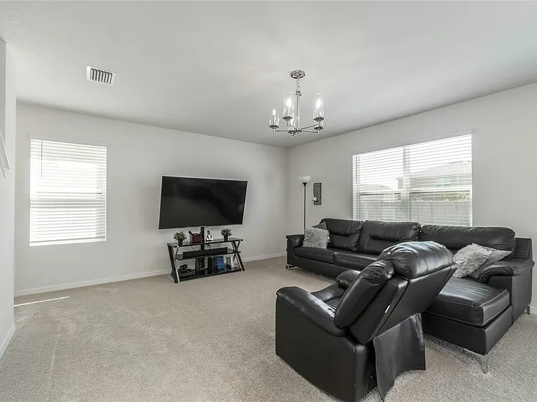 10008 Jadite Pl — Photo 10