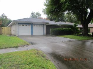 758 Seacliff Dr, Houston, TX 77062