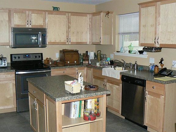 5th image of 1409 Daybreak Dr #8