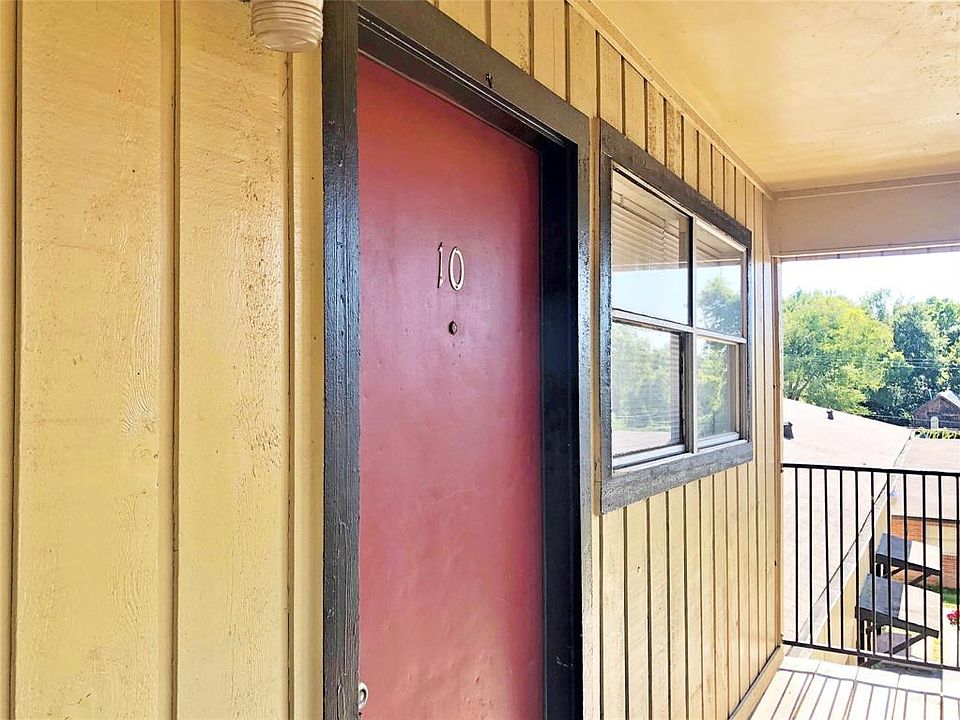 1st image of 913 University Ave APT 10