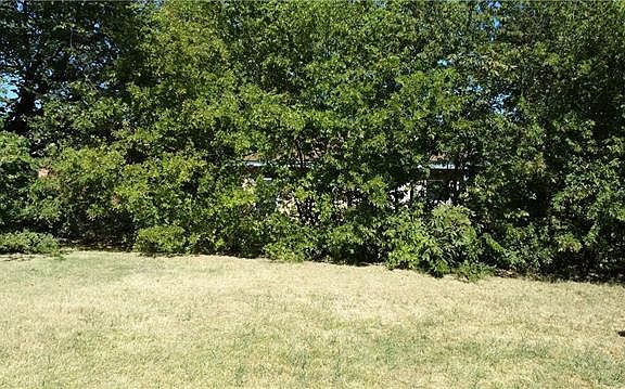 4th image of 2808 Etta Dr
