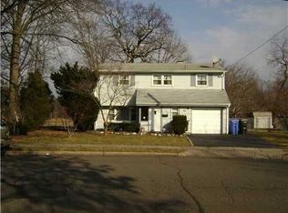 52 Michael St, Iselin, NJ 08830