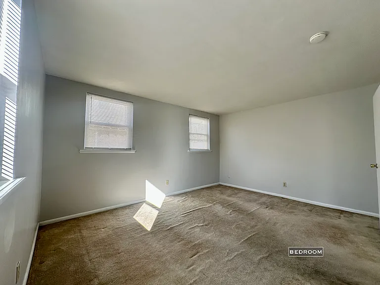 4525 Lardner St #1 — Photo 16