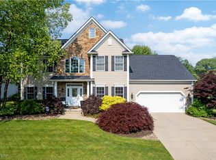 400 Meadow Ridge Trl, Doylestown, OH 44230