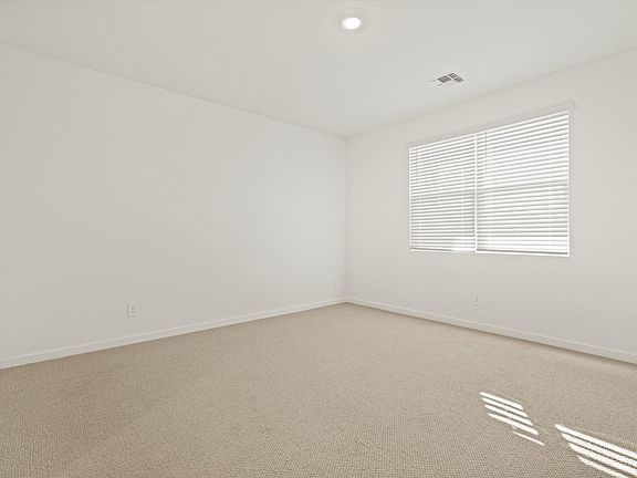 PHX_Paloma-Creek_Bedroom_15985-W-Desert-Spoon-Dr