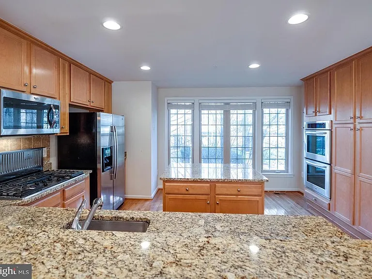 9682 Cedar Farm Cir — Photo 8