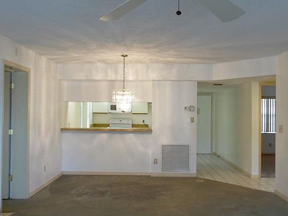 4th image of 433 Cerromar Ln Unit 343
