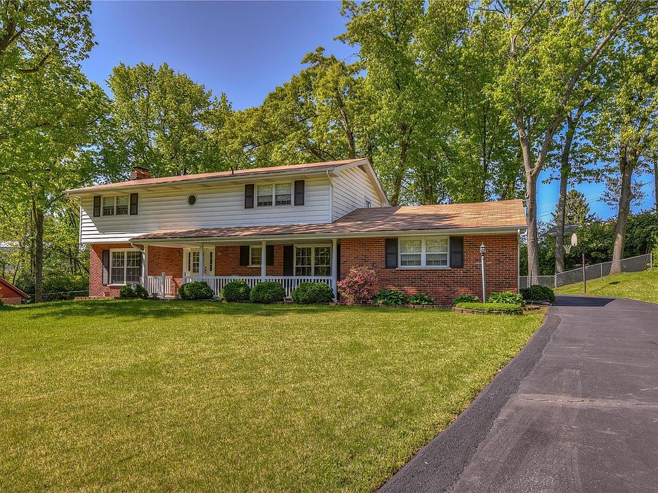 1st image of 518 Chartier Dr