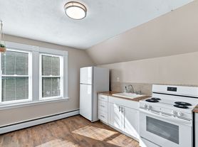 231 Maple St, New Britain, CT