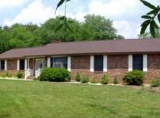 1253 Roy Tuttle Rd, Pinnacle, NC 27043