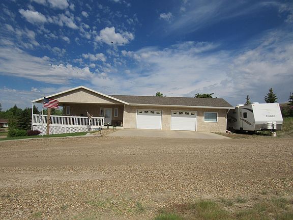 3rd image of 781 James Dr