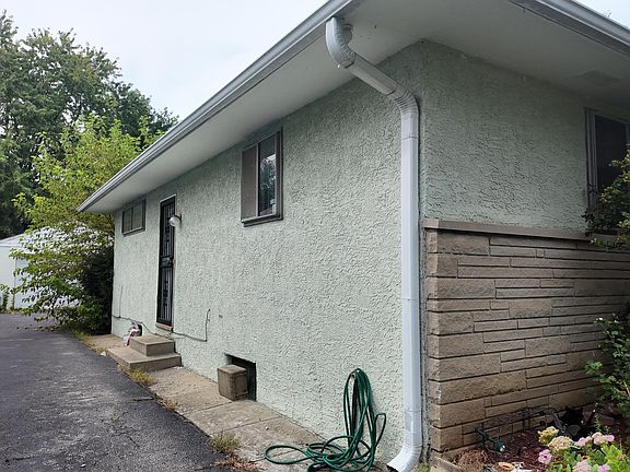 2nd image of 1199 Miller Ave