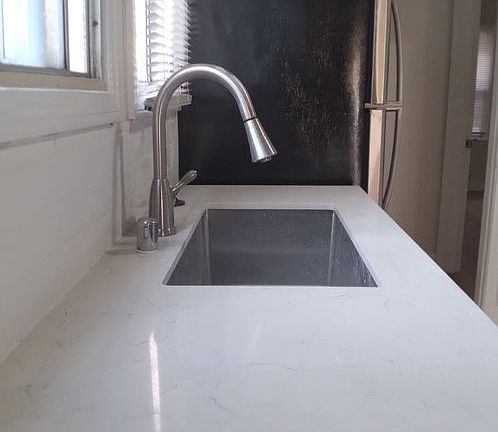 5th image of 2646 Vineyard Ave #2
