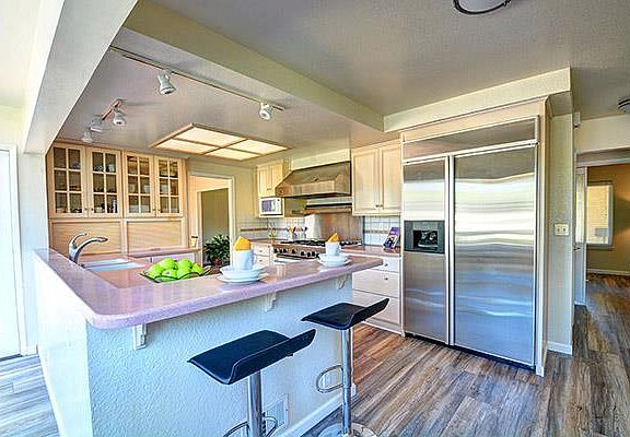 4th image of 5433 Kaveny Dr