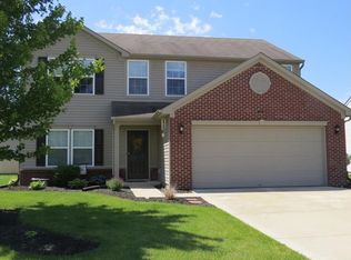 608 Breakers Ln, Fortville, IN