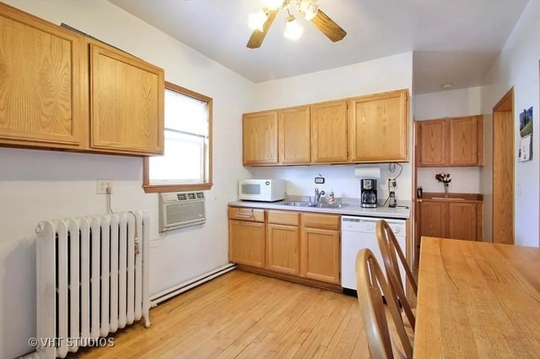 2 bed, 600 sqft, $1,650 — Photo 1
