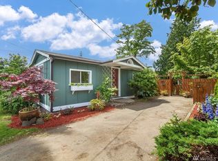 10249 36th Ave SW, Seattle, WA 98146