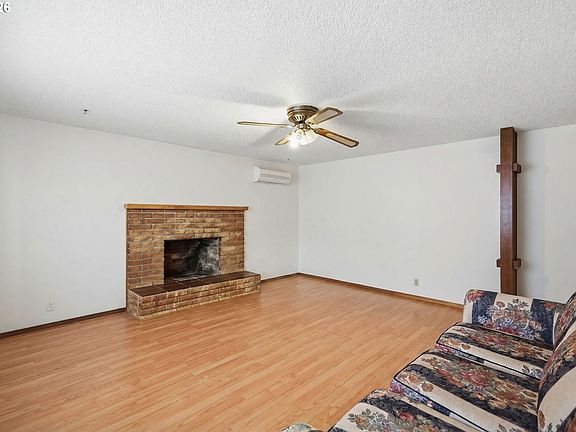 5th image of 2158 N Danebo Ave