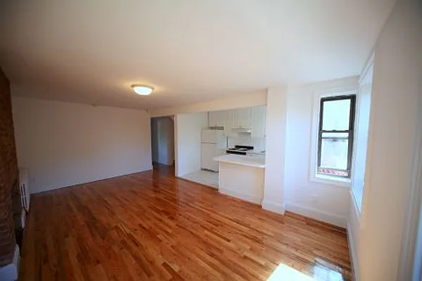 Rented by Alta Real Estate | media 42