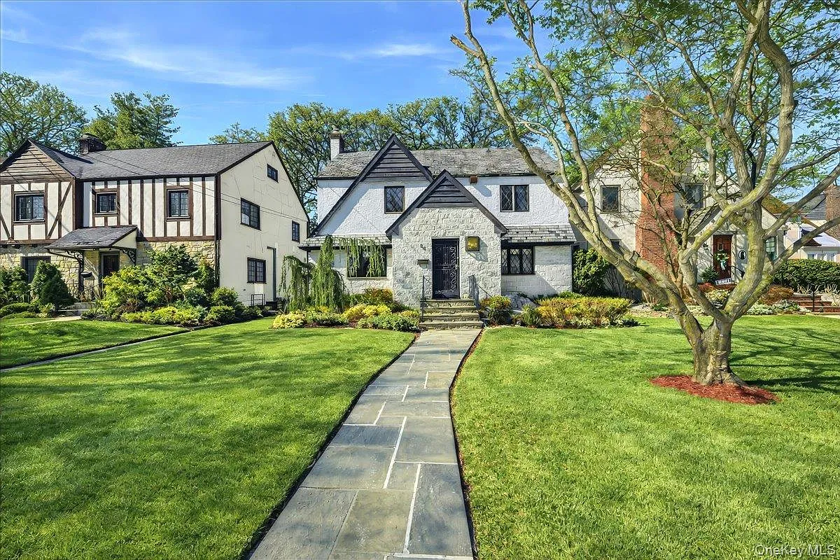 54 Vernon Parkway, Mount Vernon, NY 10552 — Photo 1