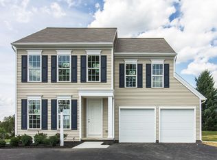 7074 Creek Crossing Dr, Harrisburg, PA 17111